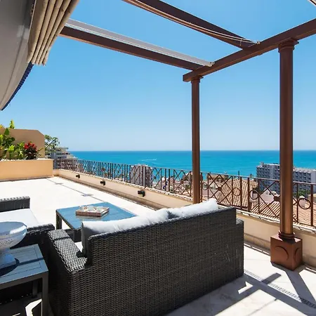 Ph Bellagio: Luxurious And Romantic Duplex Penthouse With Private Pool & Sea Views Lägenhet