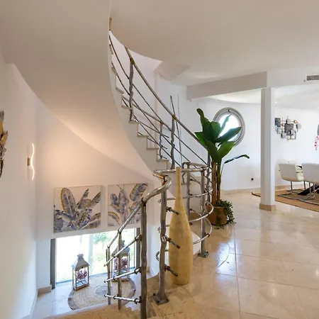 Ph Bellagio: Luxurious And Romantic Duplex Penthouse With Private Pool & Sea Views Apartman *