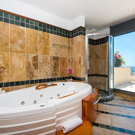 Ph Bellagio: Luxurious And Romantic Duplex Penthouse With Private Pool & Sea Views Apartman *